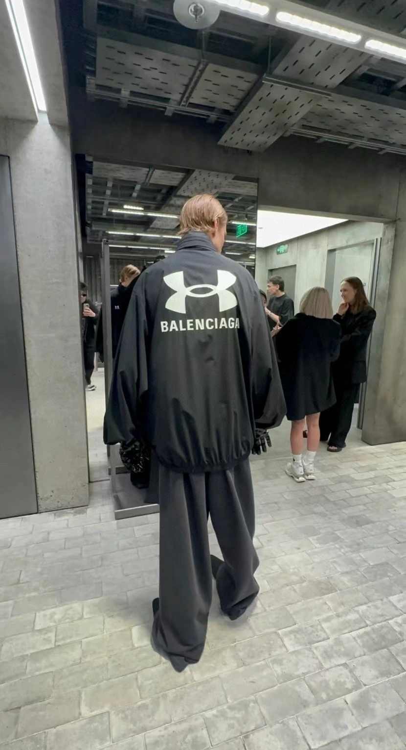 wg.luxury- 218593i16 oversize item:E-F382D2904